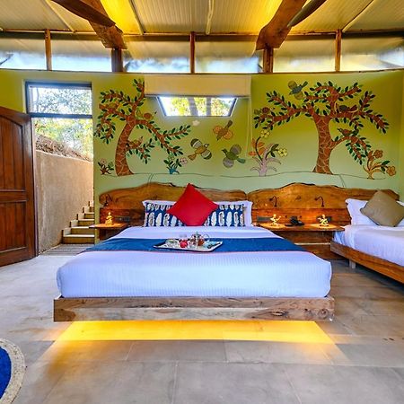 Kanha Jungle Camp Exterior photo