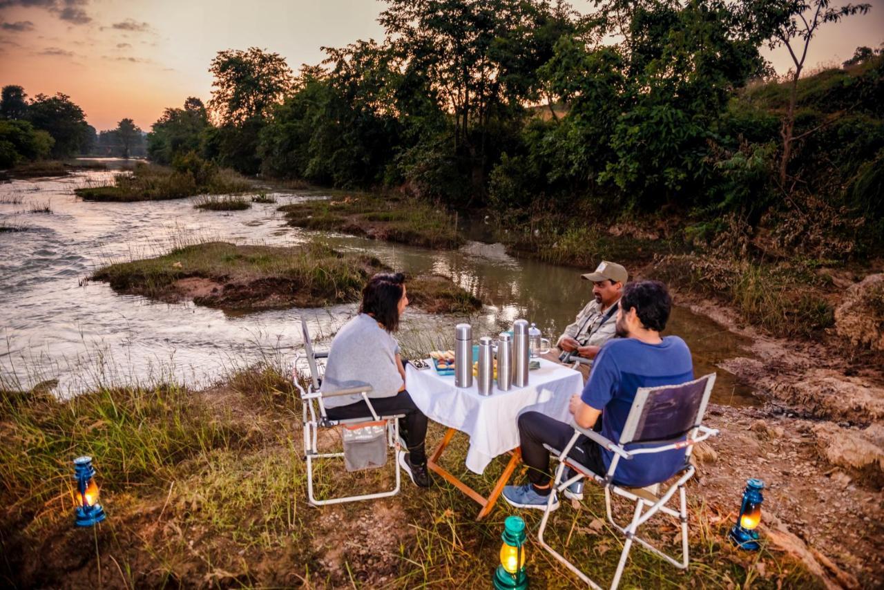 Kanha Jungle Camp Exterior photo